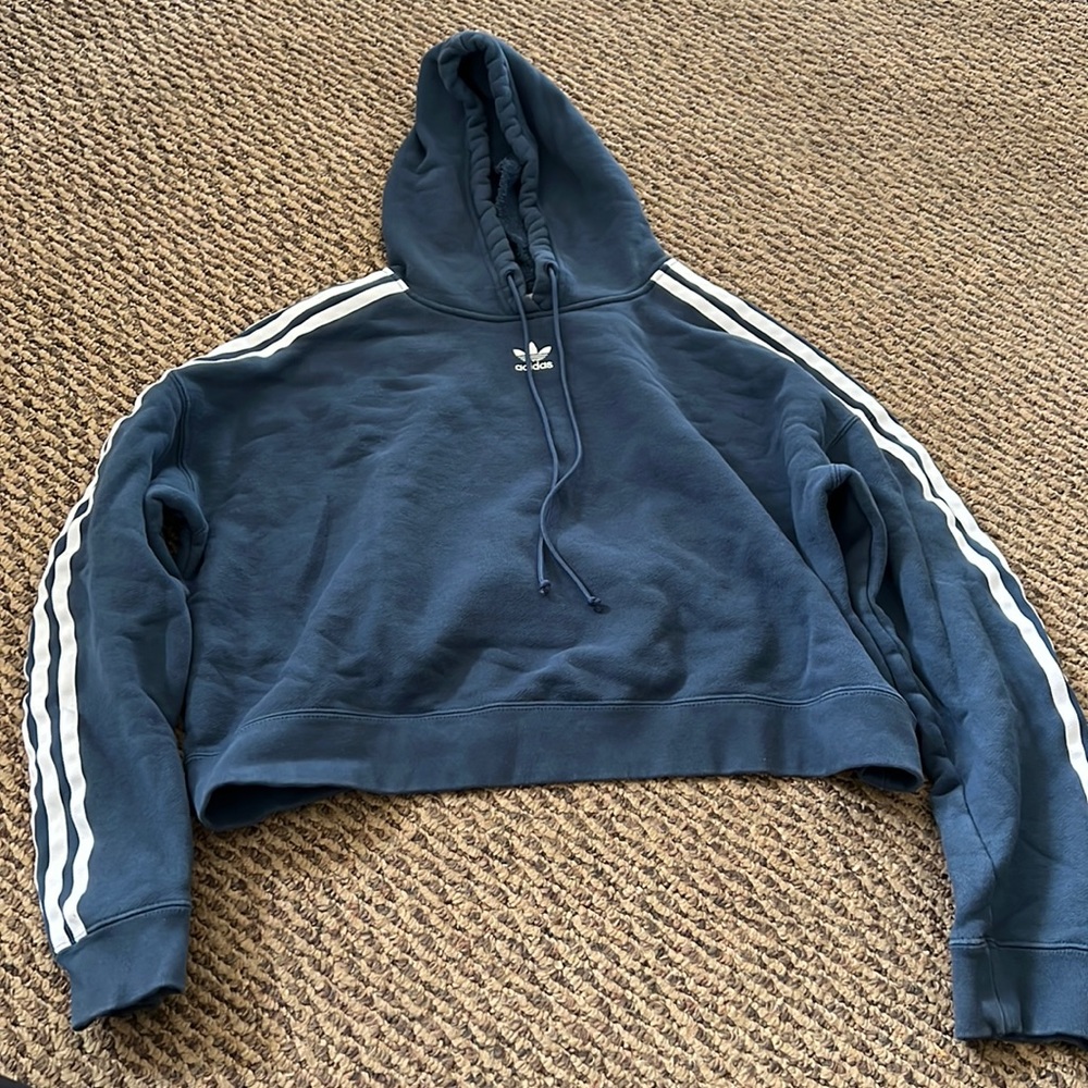 Cropped Adidas hoodie